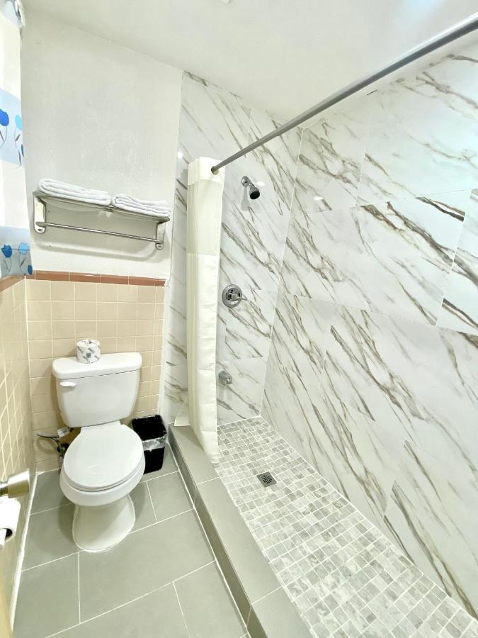 Tropic Motel Aransas Pass Ngoại thất bức ảnh