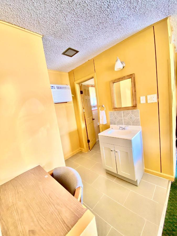 Tropic Motel Aransas Pass Ngoại thất bức ảnh